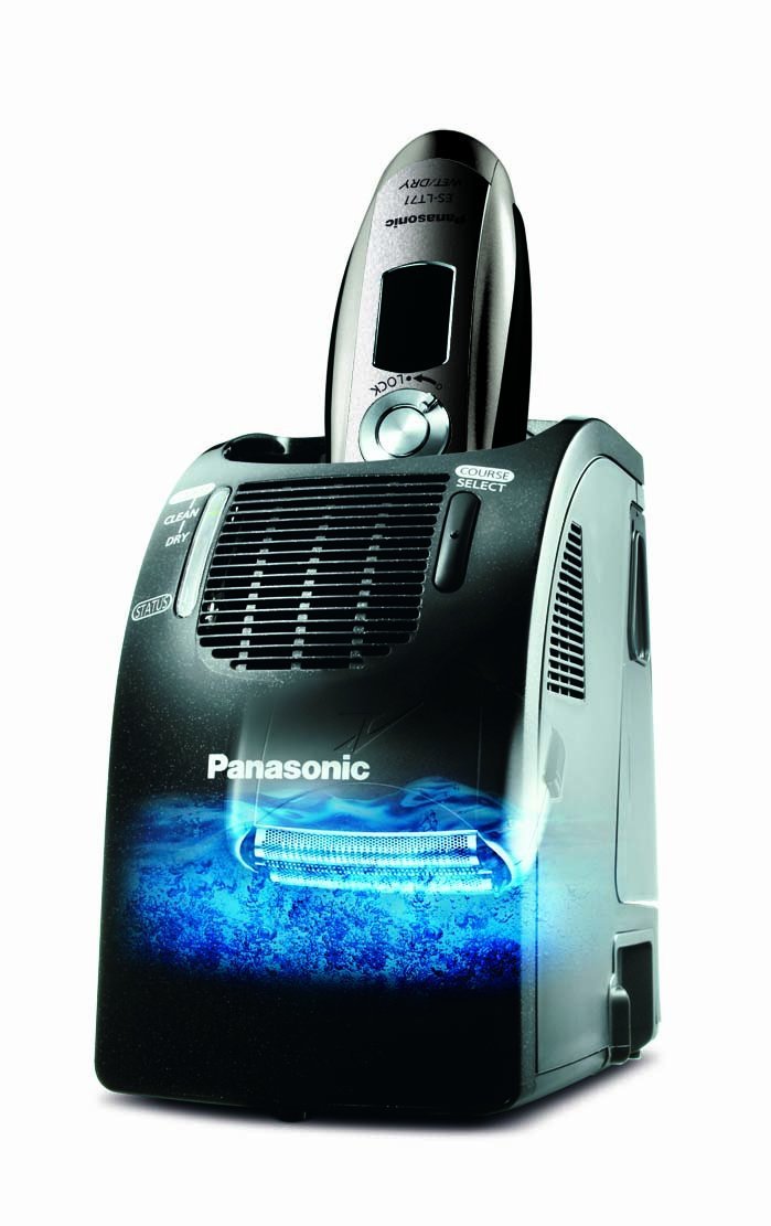 Panasonic ES-LT71-S Arc3 Mens Electric Shaver - cleaning system